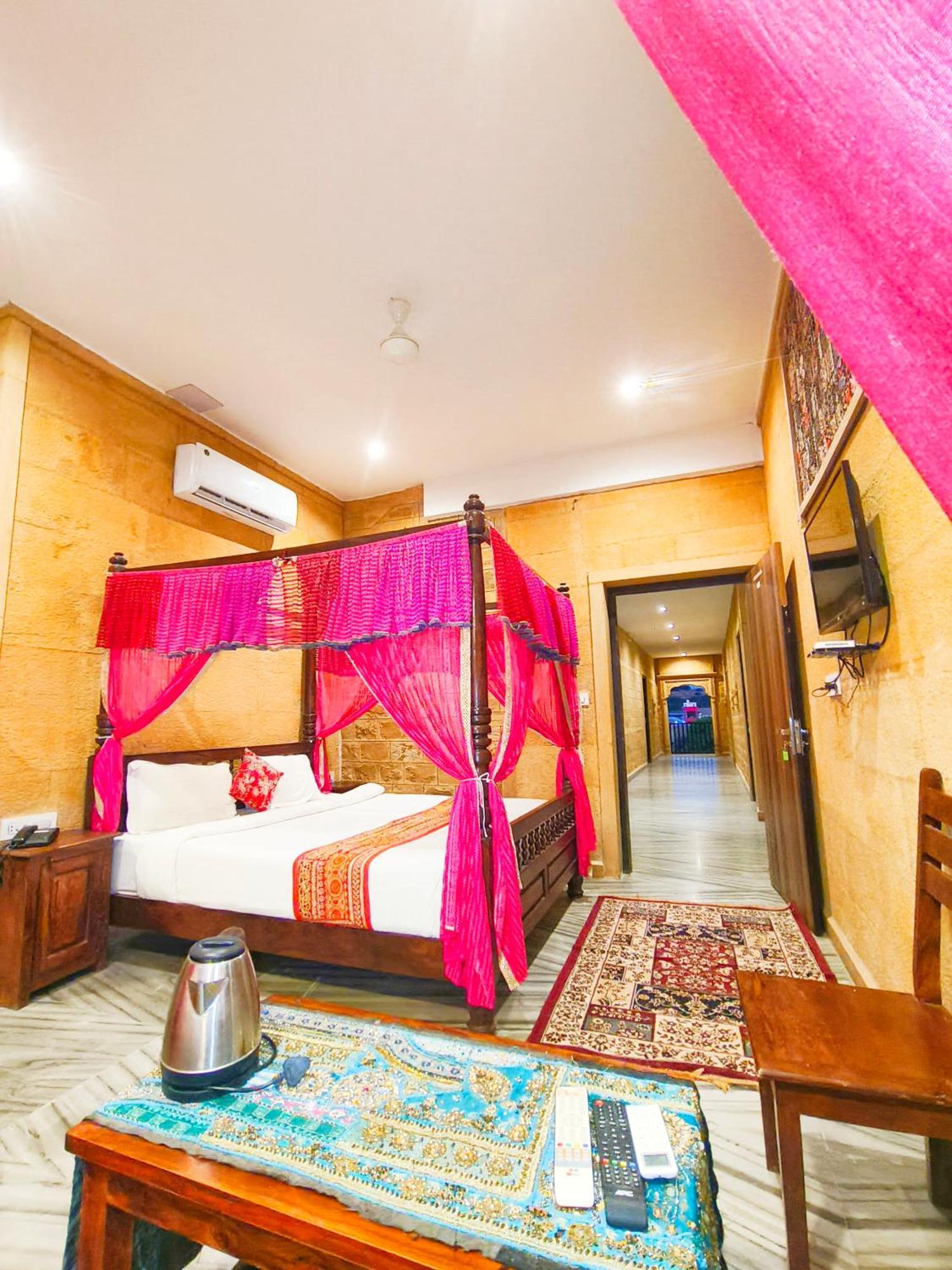 Hotel Royal Heritage Jaisalmer Eksteriør billede